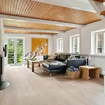 Pet Friendly In With Kitchen * Вайле