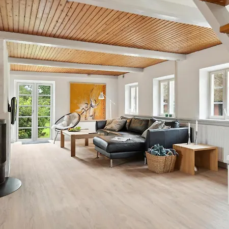 Pet Friendly In With Kitchen * Vejle