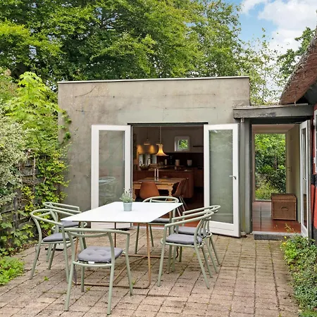 Nyaraló Pet Friendly In With Kitchen *
