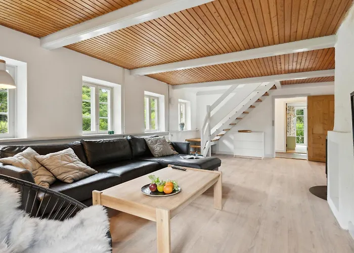 Holiday home Pet Friendly In With Kitchen *